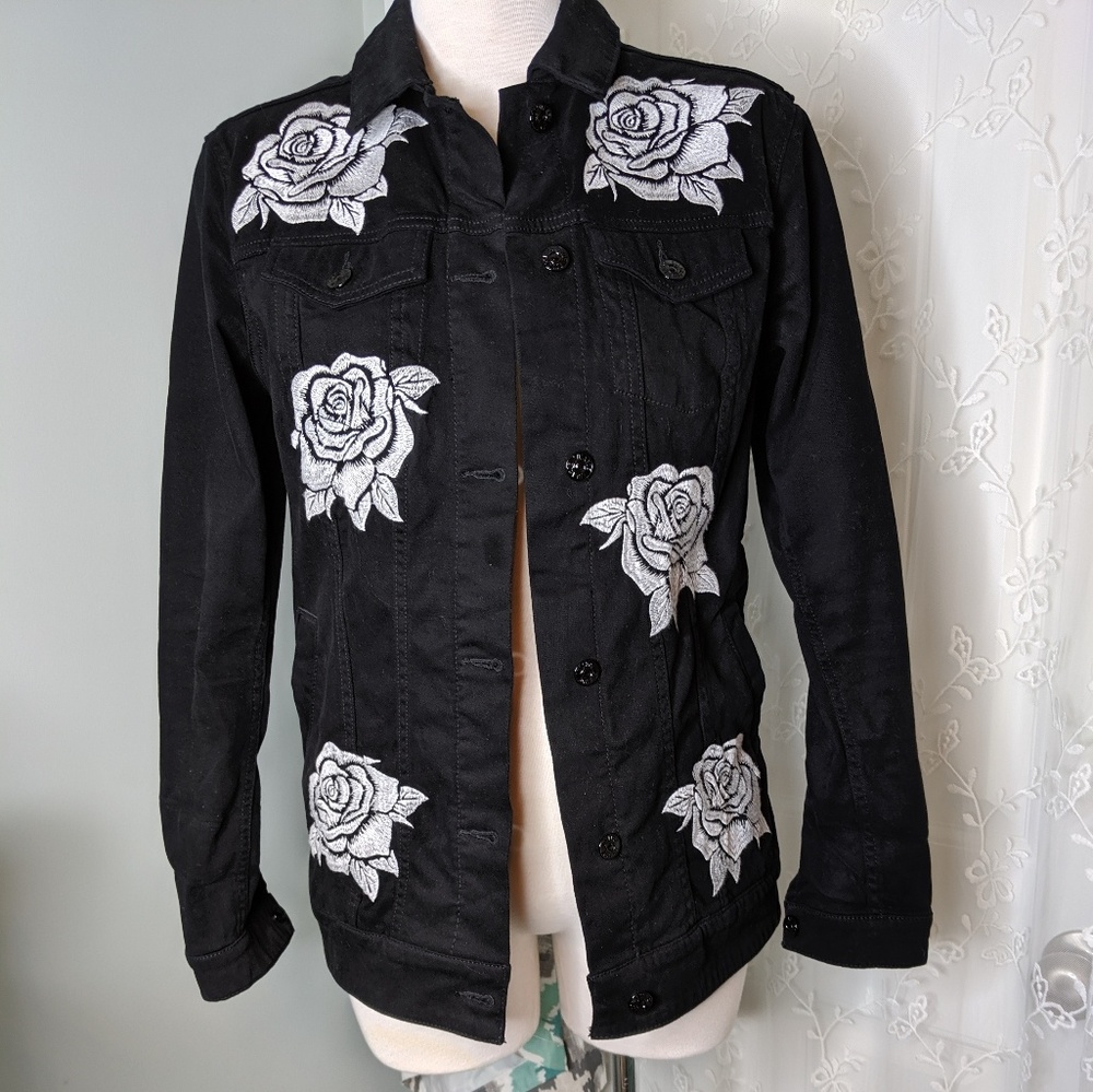 Embroidered Rose Denim Jacket EUC